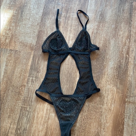 Victoria’s Secret Lace Thong Teddy - Picture 2 of 7